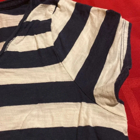Abercrombie&Fitch striped V-neck shirt, size L - Picture 3 of 3